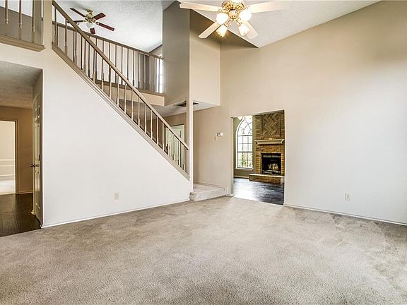 3rd image of 808 Ackers Dr