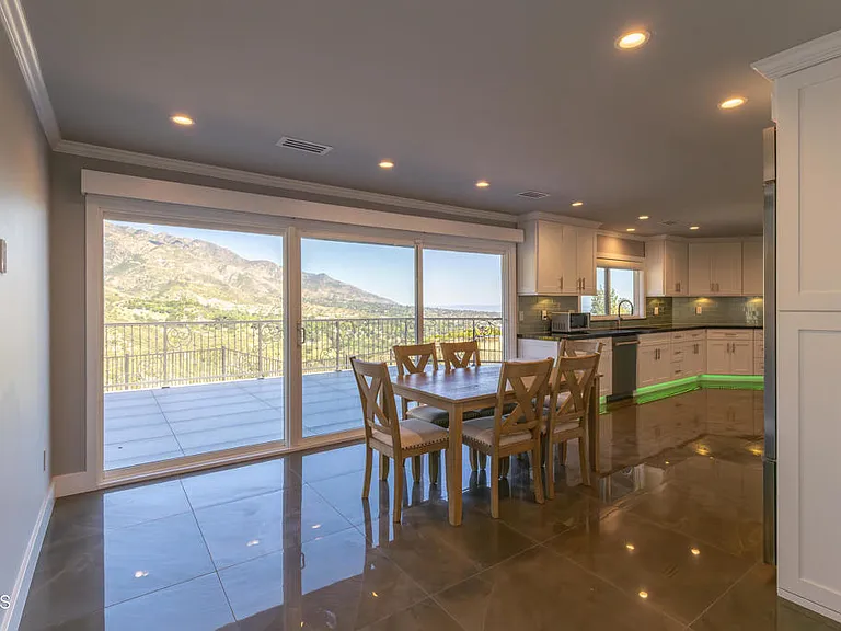481 Starlight Crest Dr — Photo 16