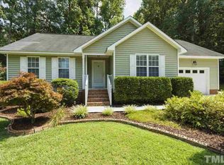 205 Cedarwood Dr, Erwin, NC 28339