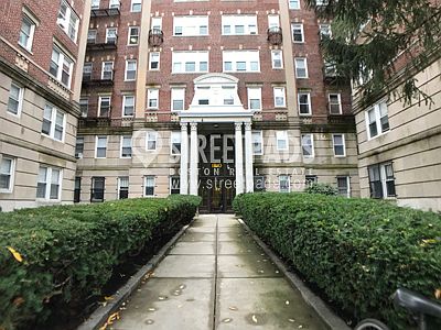 2nd image of 1810 Commonwealth Ave #U12a