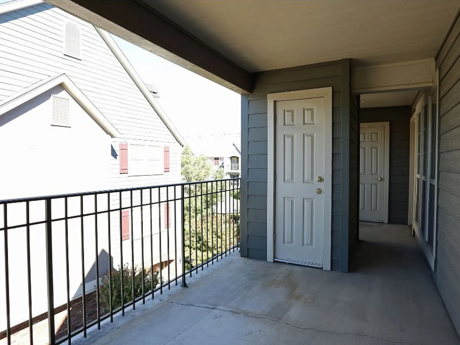 The Chesterfield - Now Offering $300 Off Move-In Costs! *1 Bedroom Units Only* — Photo 3