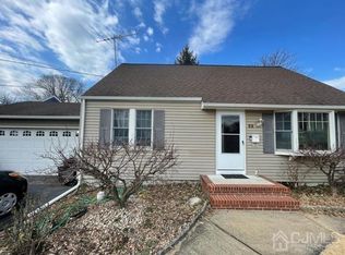 22 Wilcox Rd, New Brunswick, NJ 08901