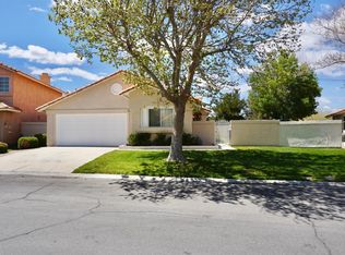 12426 Bridgewood Ln, Victorville, CA 92395