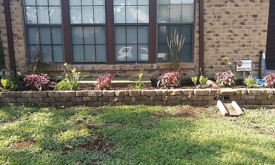 1st image of 8816 Saint Thomas Cir