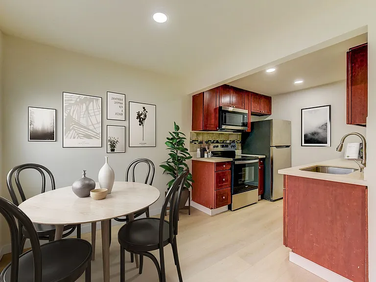 1605 Maple Ln #B — Photo 1