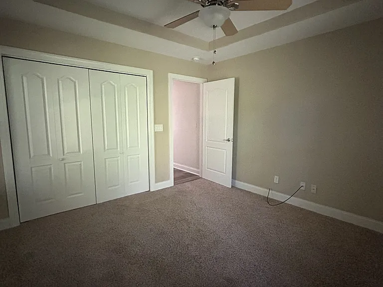 40 Brooks Ln — Photo 9