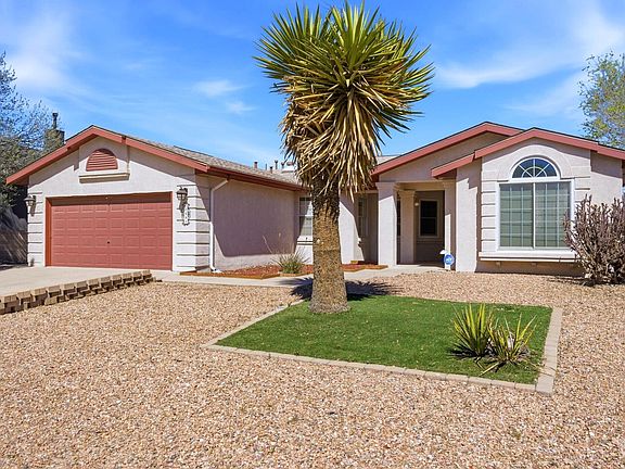 2nd image of 2881 Chessman Dr SE