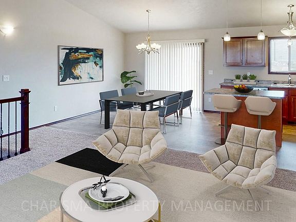 5th image of 320 Vernon Dr #2