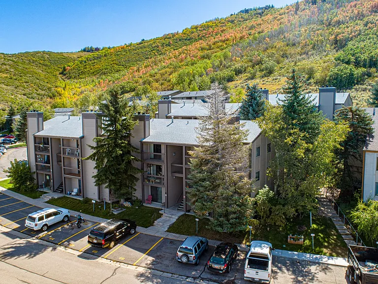 1660 Upper Ironhorse Loop #G5 — Photo 19