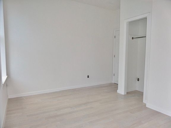 2nd image of 419 E 119th St