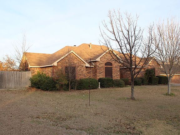 3rd image of 1204 Quapaw Trl