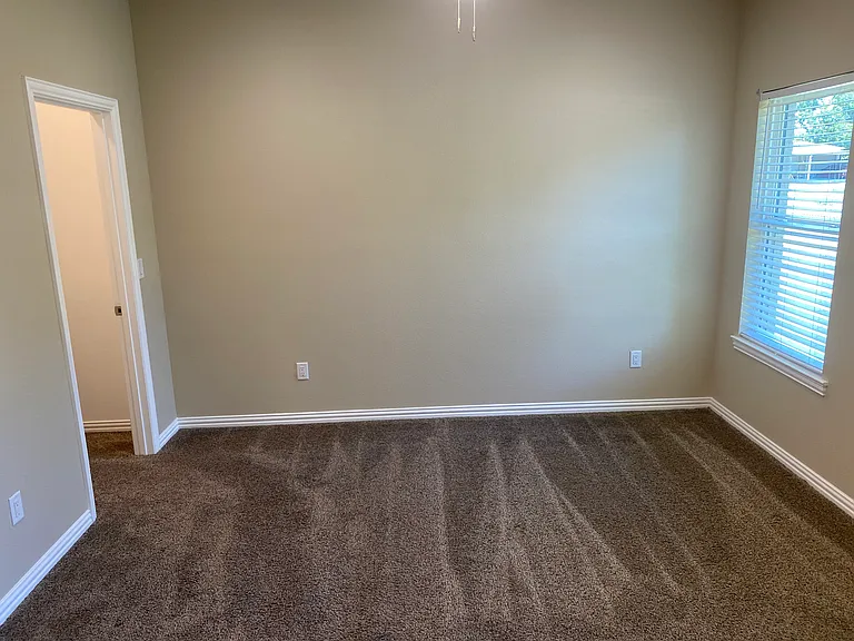306 S Preston Rd #4 — Photo 16