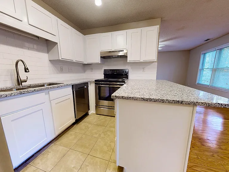 Forest Pointe — Photo 83