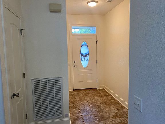 4th image of 175 Windsong Ln