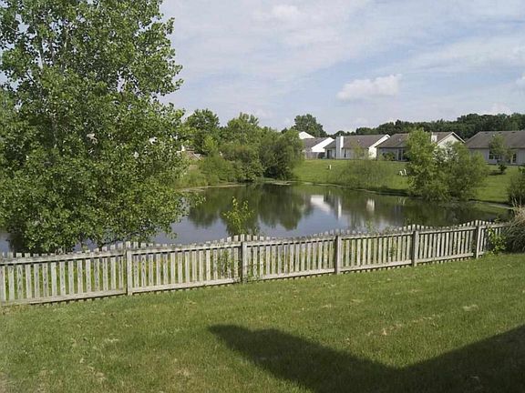 3rd image of 3205 Bowfield Way