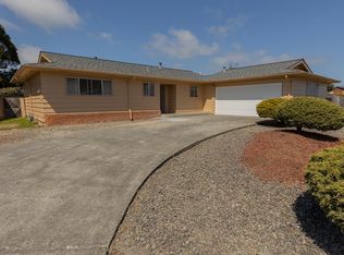 2042 Haeger Ave, Arcata, CA 95521