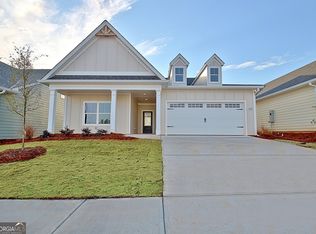 130 Redhaven Dr, Senoia, GA 30276