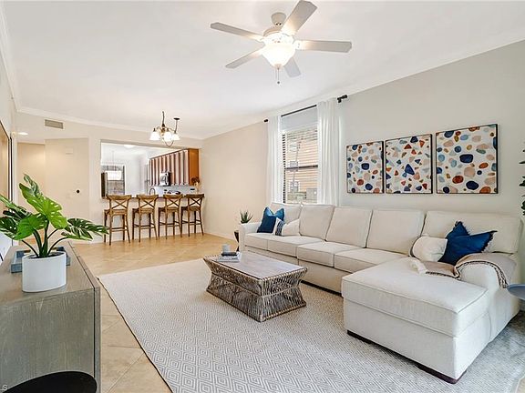 3rd image of 9719 Acqua Ct Unit 211