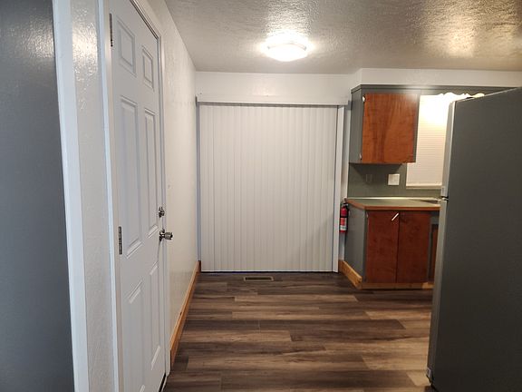 4th image of 602 Enterprise Dr NE #602
