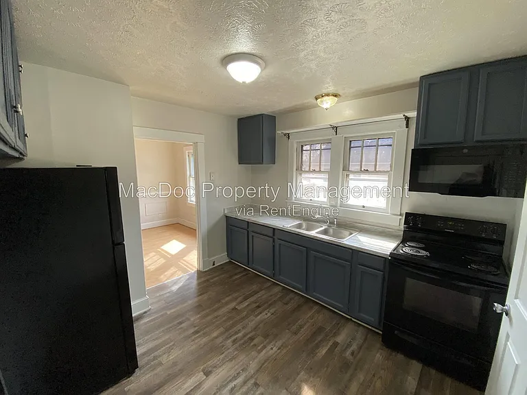 138 Mansfield St — Photo 21