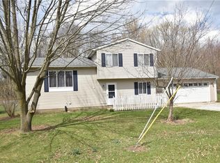 5984 Drenta Cir SW, Navarre, OH 44662