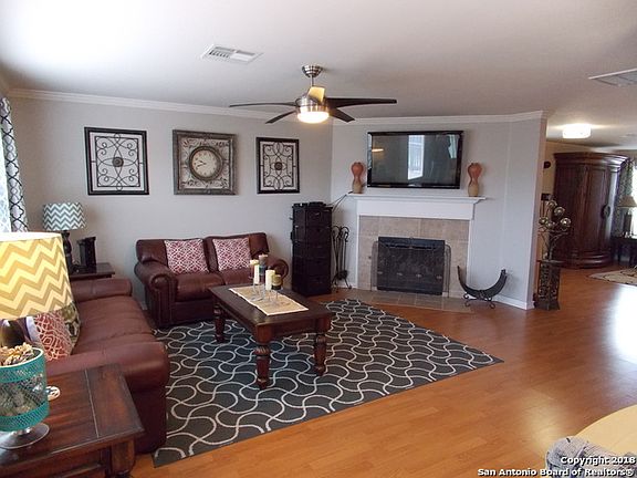 5th image of 3822 Bennington Way