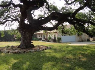 689 River Ranch Dr, Bandera, TX 78003