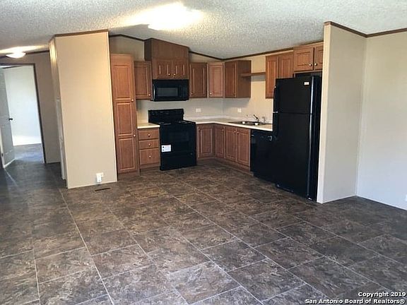 5th image of 908 11th St