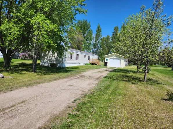 136 Park Cir, Ottertail, MN 56571