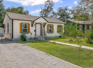 1634 W Ridgewood Ct, San Antonio, TX 78201