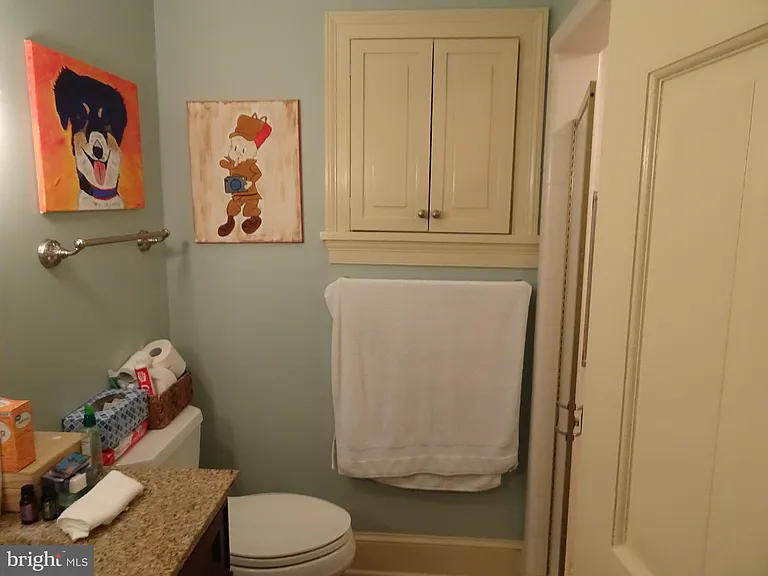 411 Delaware St #A — Photo 11