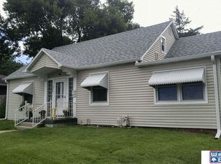 430 N 7th St, Beatrice, NE 68310