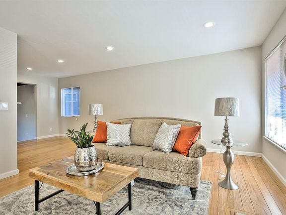 5th image of 3965 Fairway Ave