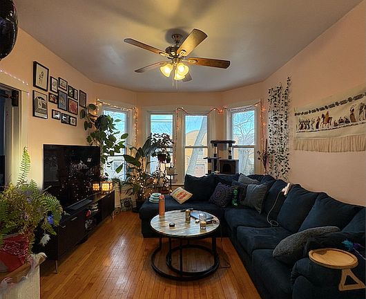 3rd image of 1846 N Kildare Ave #2