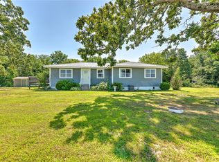 13178 Taylor Orchard Rd, Gentry, AR 72734