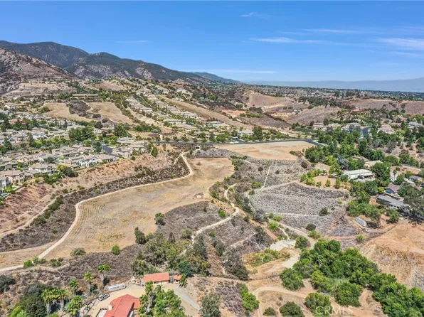 8311 Soft Winds Dr, Corona, CA 92883