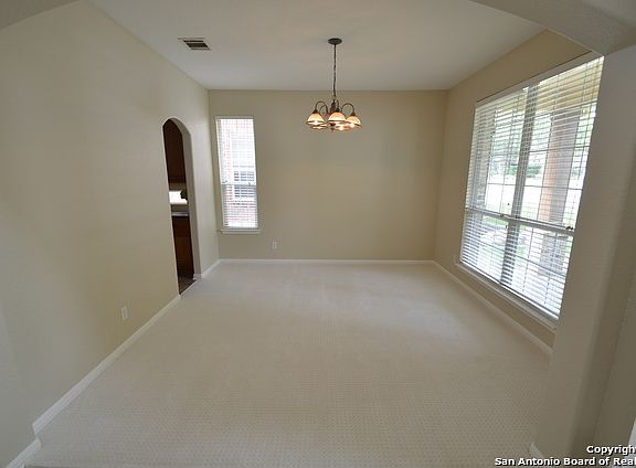 3rd image of 512 Thurber Dr