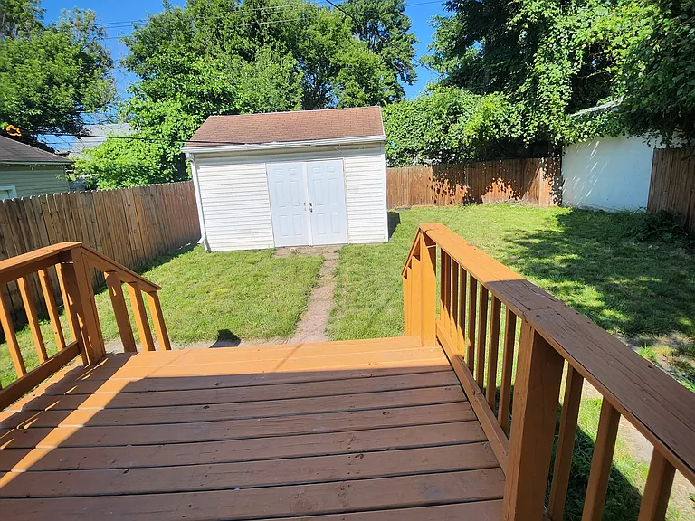 21809 Mac Arthur Blvd — Photo 10
