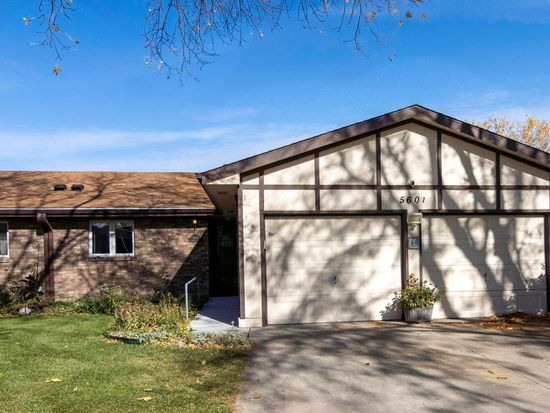 5601 Guenevere Ln, Lincoln, NE 68512