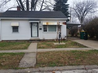 208 N Madison St, Macomb, IL 61455