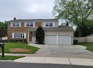 1612 Prince Dr, Cherry Hill, NJ 08003