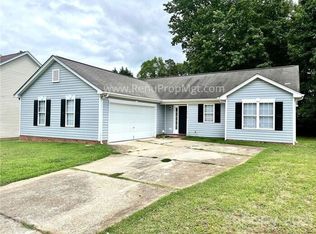 4410 Craven Hill Dr, Charlotte, NC 28216