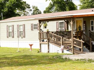 19 E Oleander Ave, Defuniak Springs, FL 32433