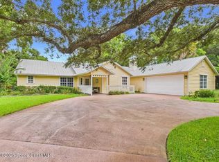 2065 Cortez Ave, Vero Beach, FL 32960