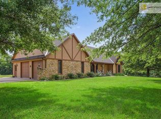 24010 E 189th St, Pleasant Hill, MO 64080