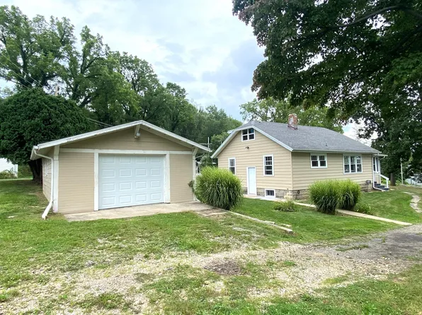 9098 S M43 Hwy, Delton, MI 49046