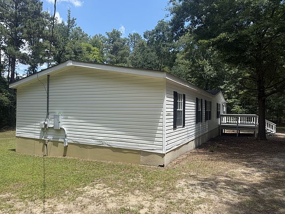 2nd image of 216 Register Rd