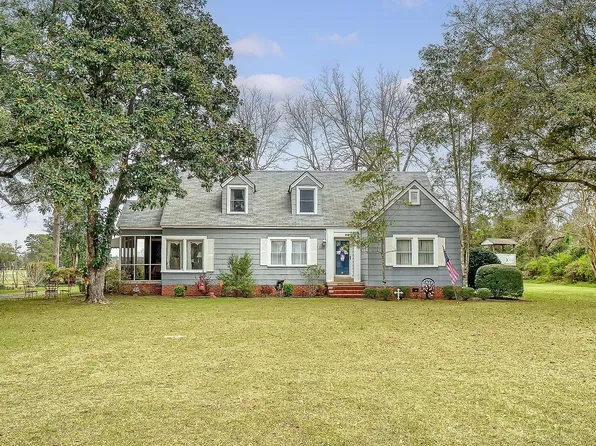 3919 Vance Rd, Holly Hill, SC 29059