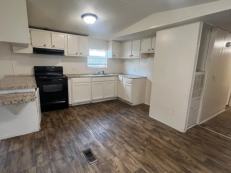 47 Emmanuel Ln — Photo 14