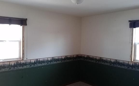 5th image of 1119 Loretta Ave